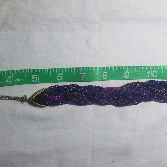 Purple multi stran beaded necklace. - Picture 9 of 11